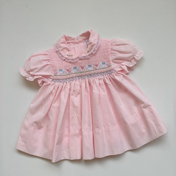 Vintage - Baby Smocked Collar Dress - Short Puff Sleeve Lace Details- Size 3-6m - Picture 1 of 7